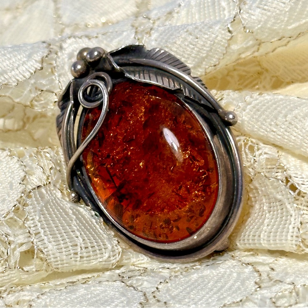 Vintage Amber Stone Pin